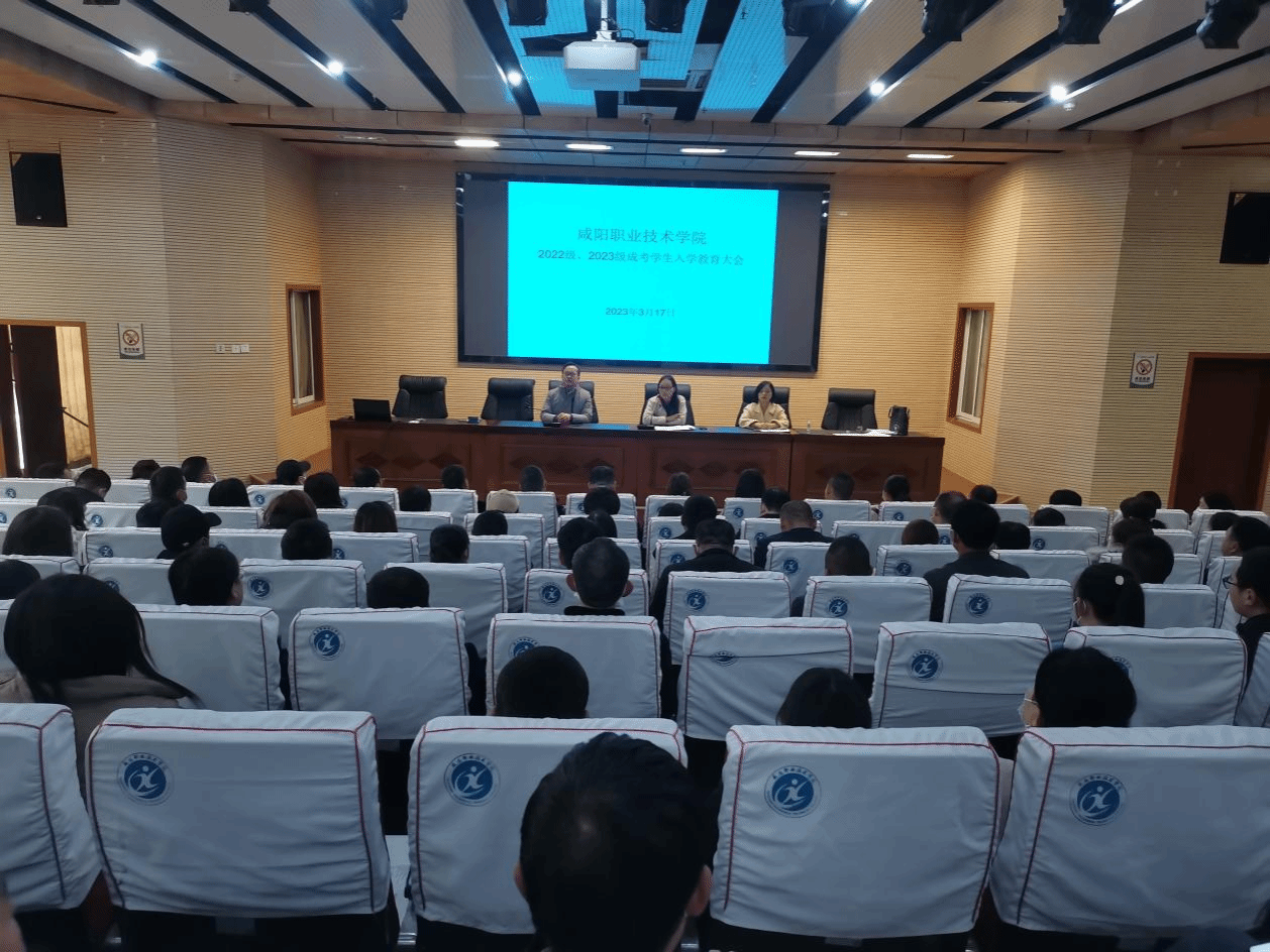 德信体育官网迎来了一群特殊的“老员工”