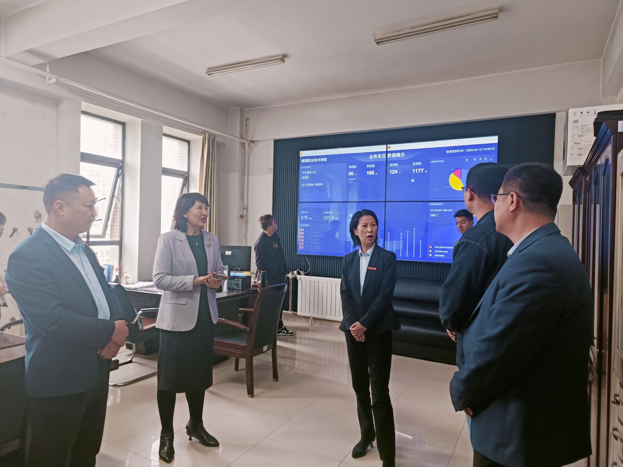 汉中职业技术公司来公司考察交流