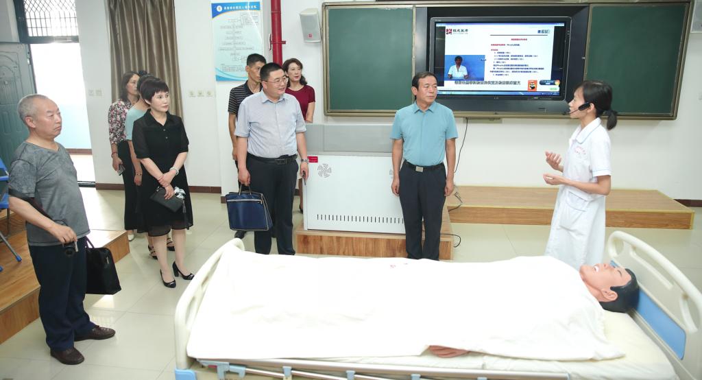 全国第四批居家和社区养老服务改革试点成果验收工作组到德信体育官网实地观摩