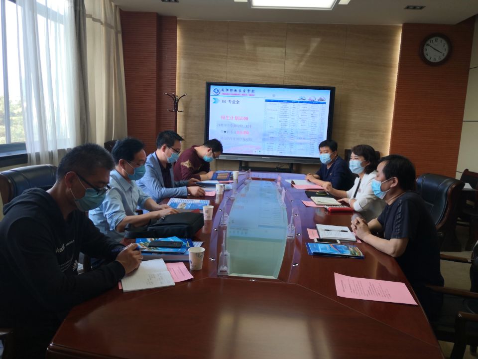 陕西铜川工业技师公司来公司考察交流